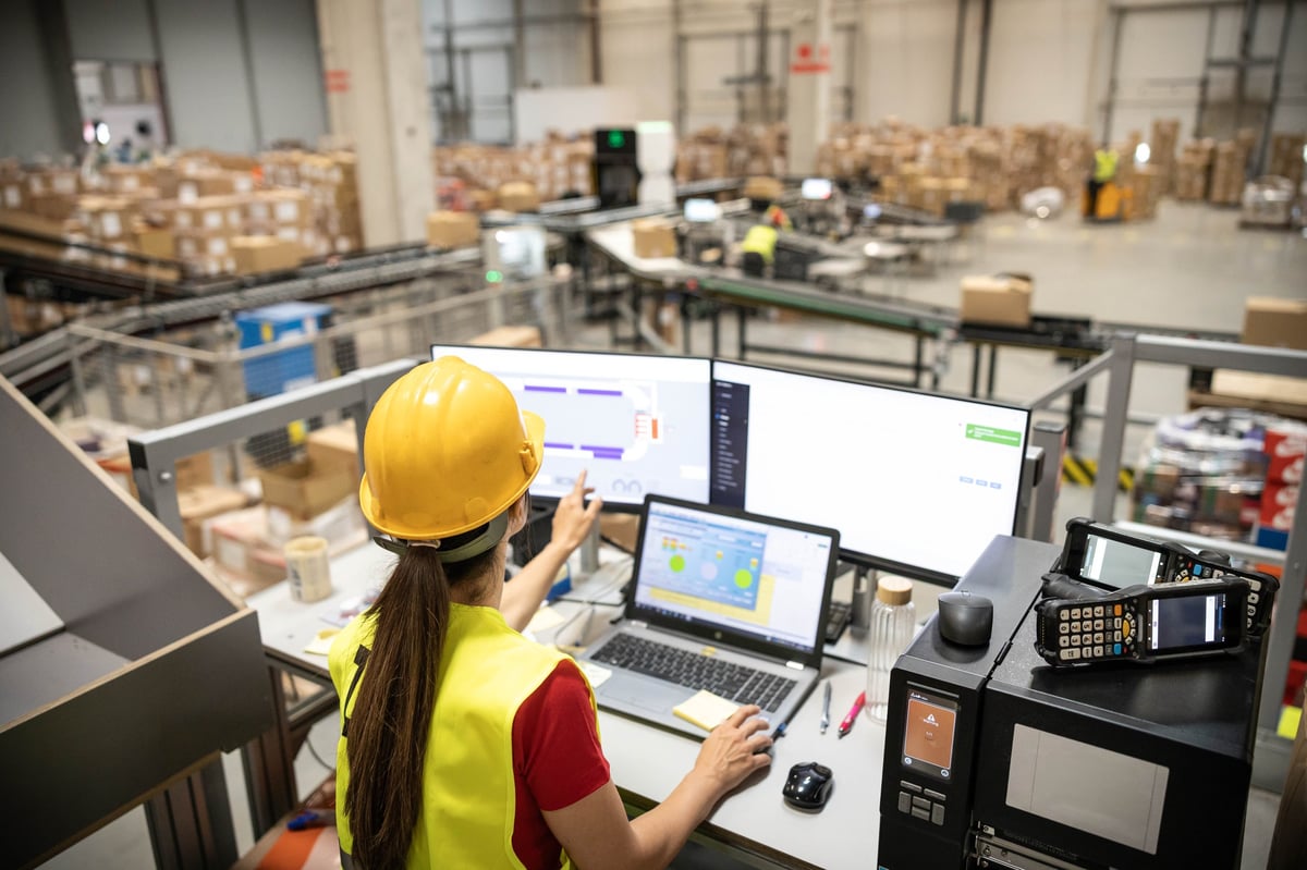 YOU TRANSPORT LLC — logistics operations center